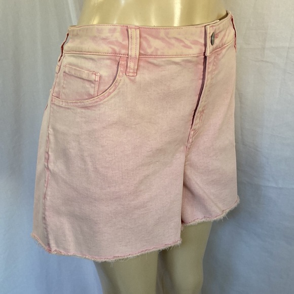 AVA & VIV Jeans MIDI Shorts Women’s Plus Size 18W Pink Tie Dye Frayed Hems NWOT - Picture 6 of 6